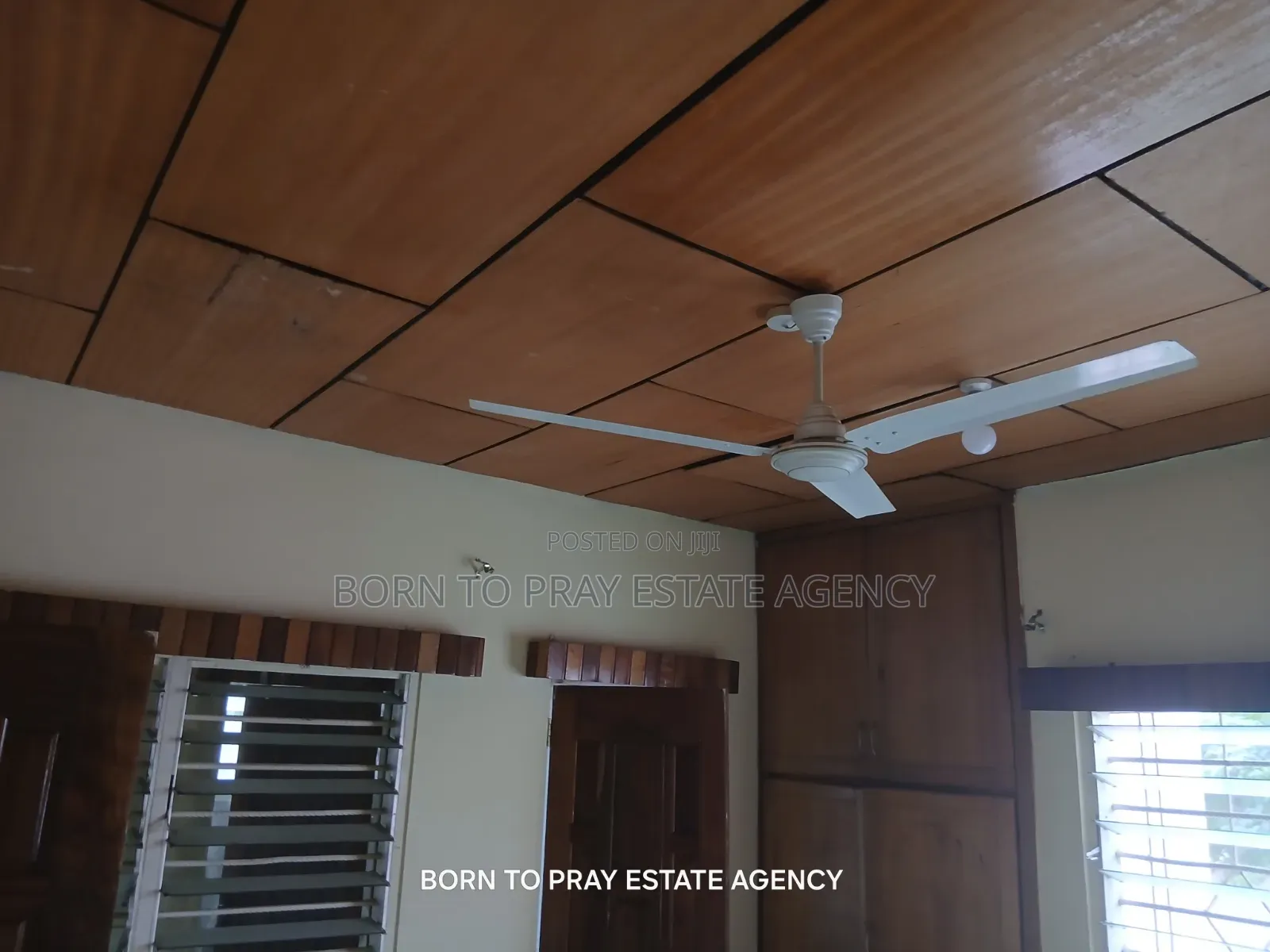 3bdrm House in Born To Pray Estate, Ejisu-Juaben Municipal for rent