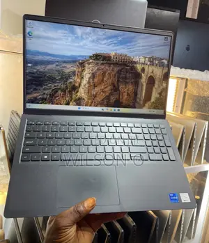Laptop Dell Inspiron 15 16GB Intel Core i7 SSD 256GB