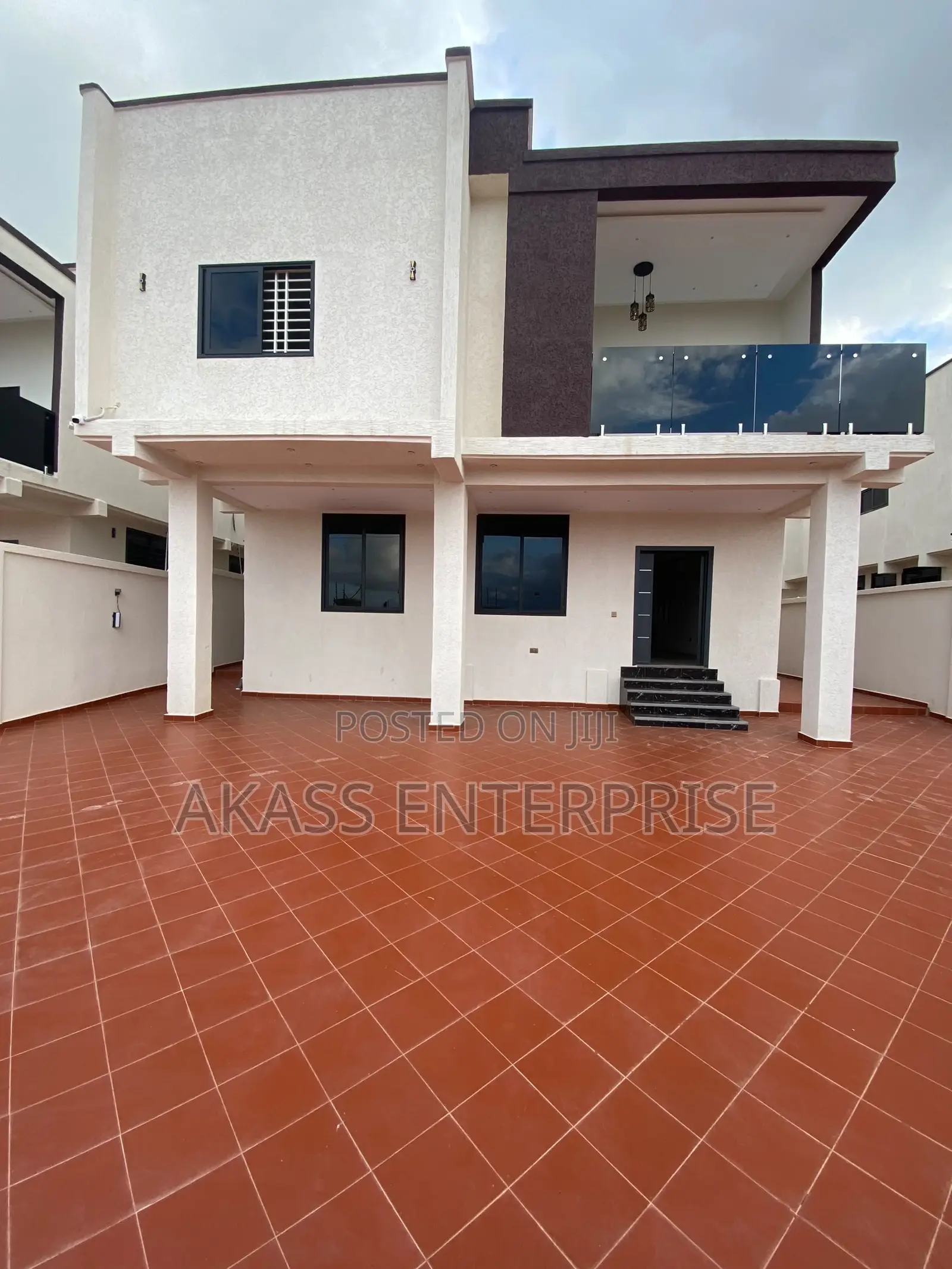 Furnished 4bdrm Mansion in Atiwma Kwanwoma for sale