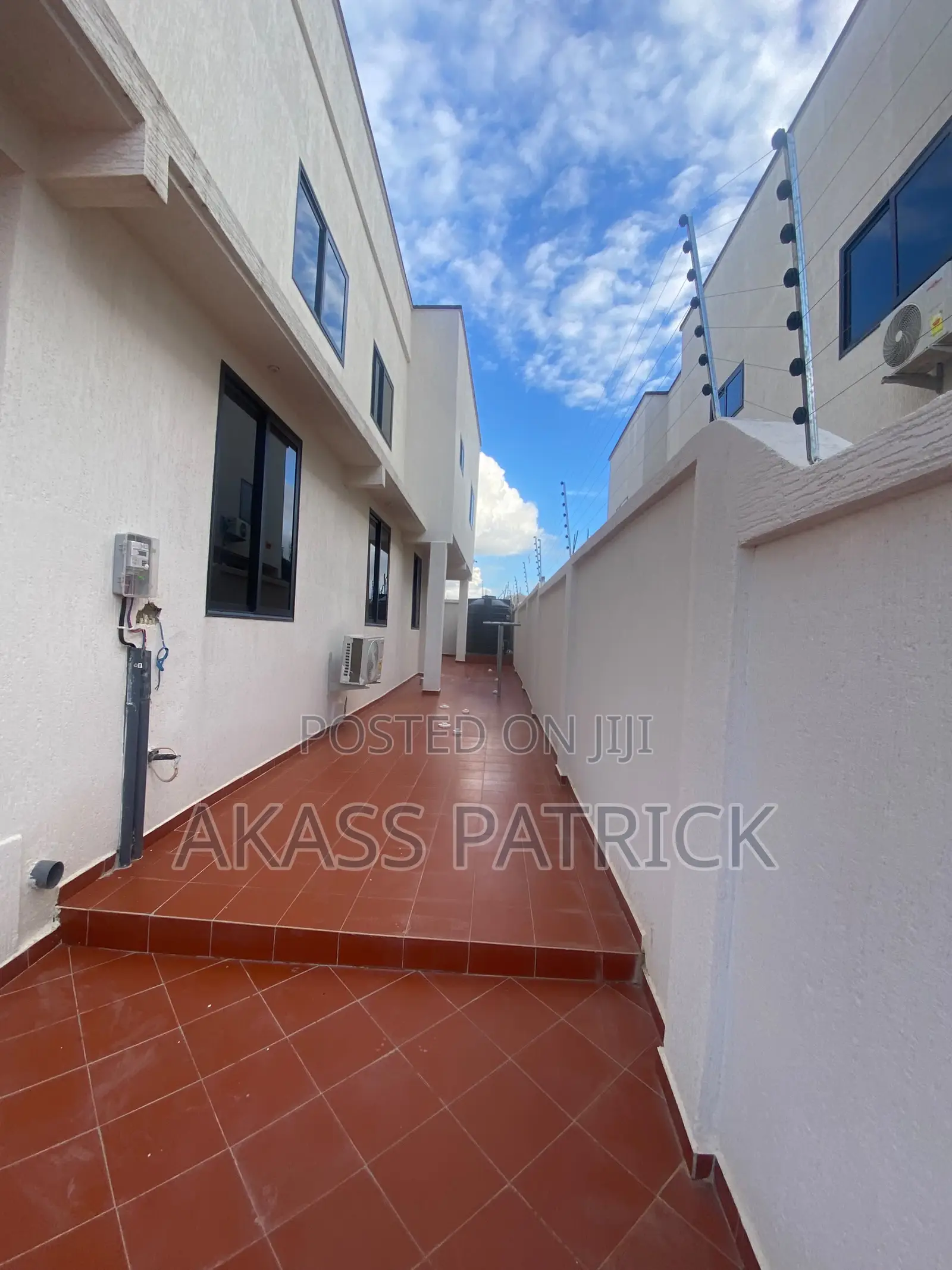 Furnished 4bdrm Mansion in Atiwma Kwanwoma for sale