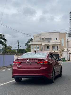 Hyundai Elantra ECO 2018 Red