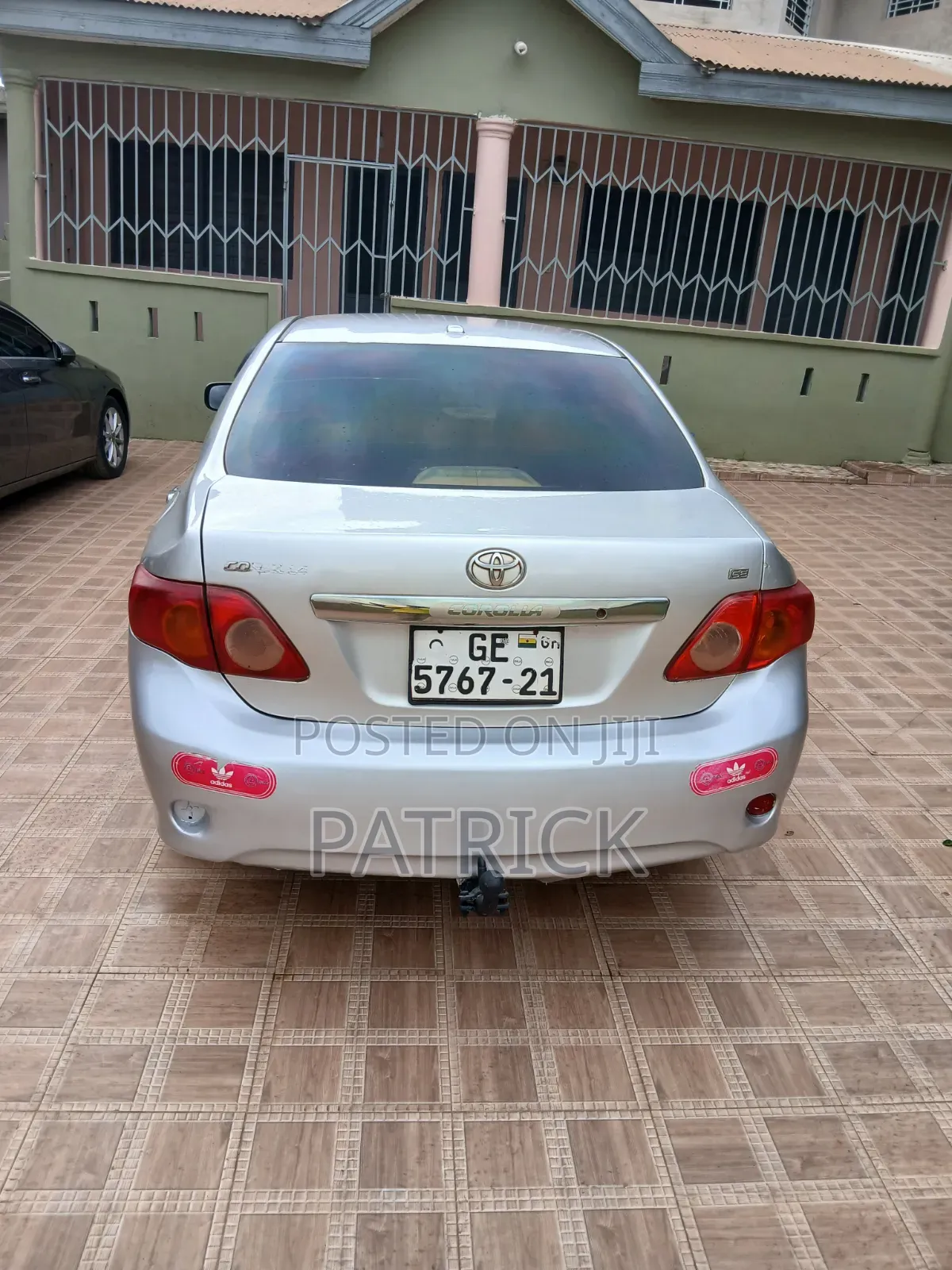 Toyota Corolla 2010 Silver