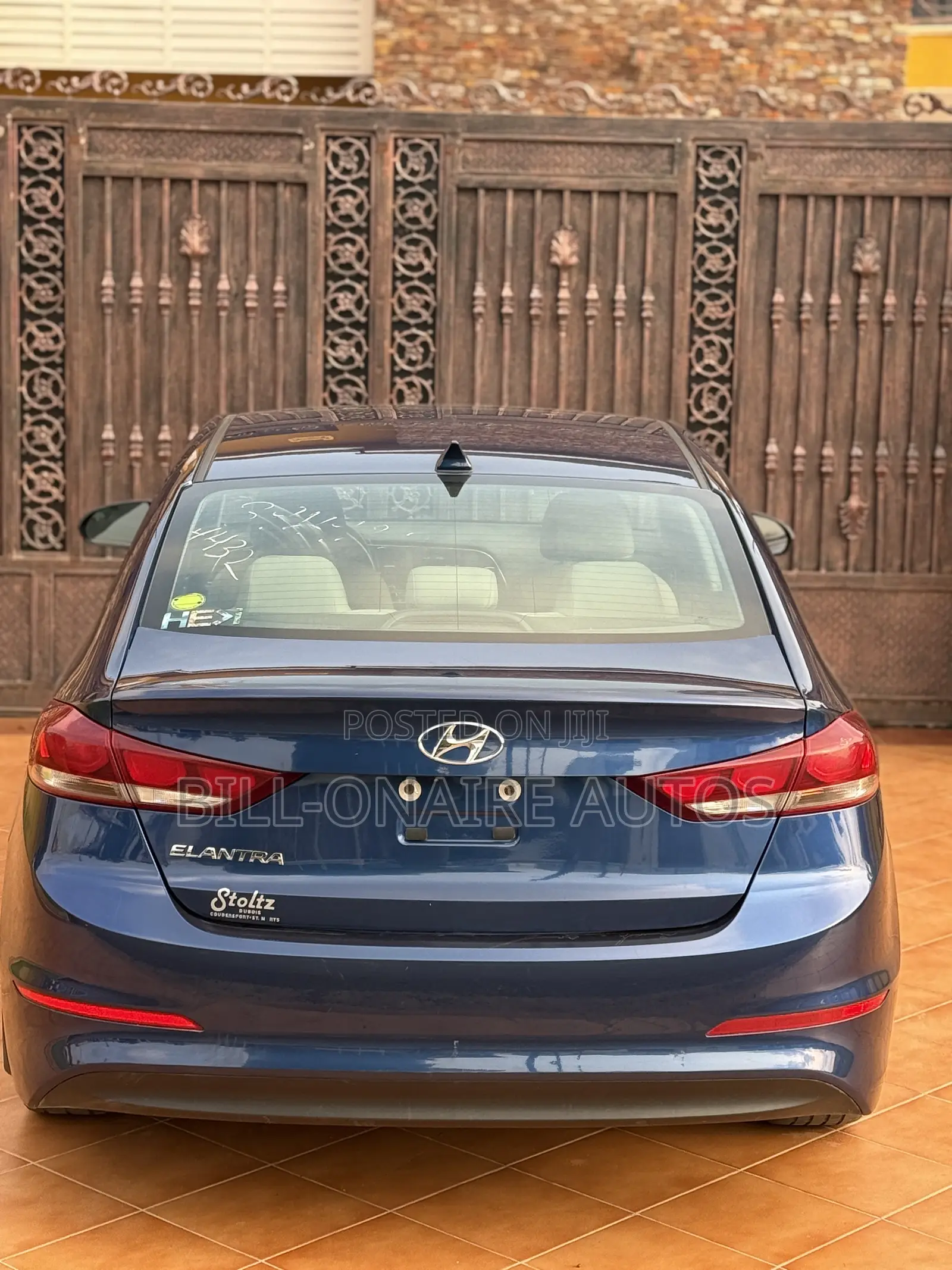 Hyundai Elantra Value Edition 2018 Blue