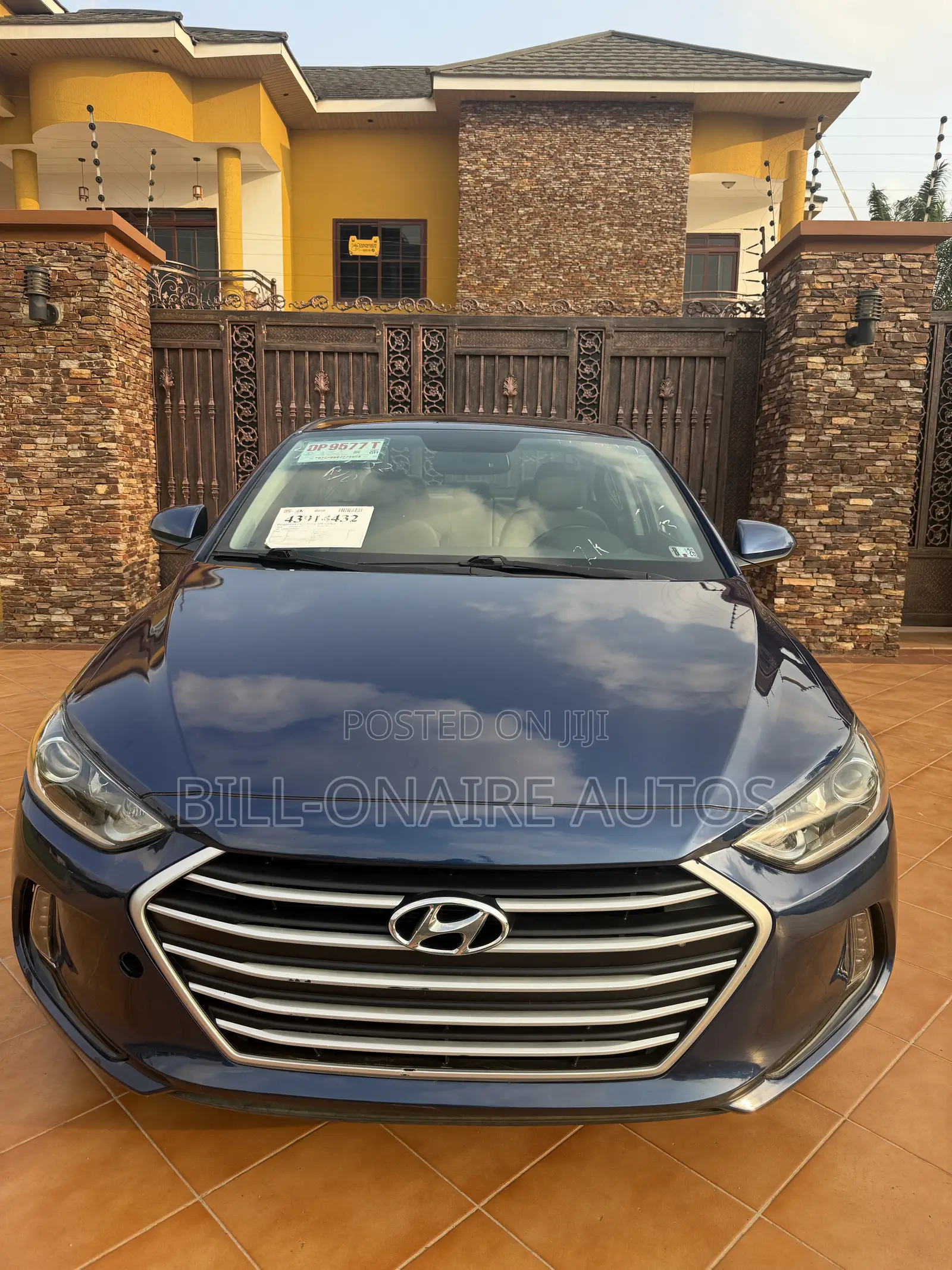Hyundai Elantra Value Edition 2018 Blue