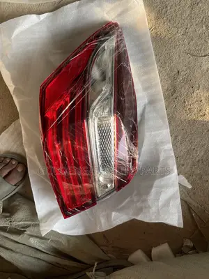 Honda Accord 16 Tail Light
