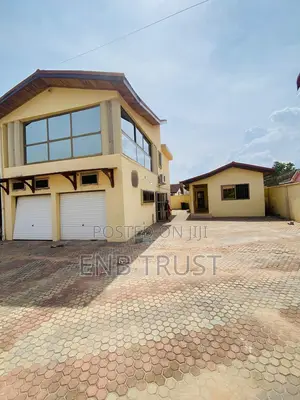 5bdrm Duplex in Achimota, Mile 7 for rent