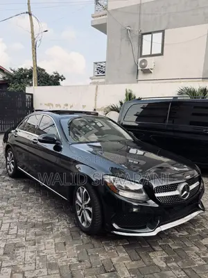 Mercedes-Benz C300 Luxury 4Matic Sedan AWD (2.0L 4cyl 7A) 2016 Black