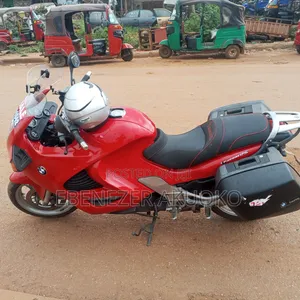 BMW 1200 2010 Red
