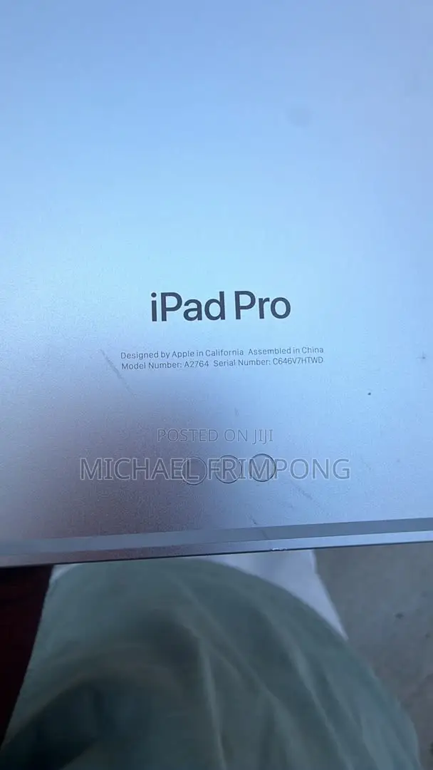 Apple iPad Pro 12.9 (2022) 1 TB Gray