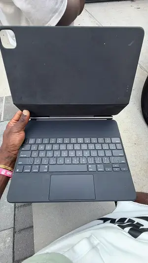 Apple iPad Pro 12.9 (2022) 1 TB Gray