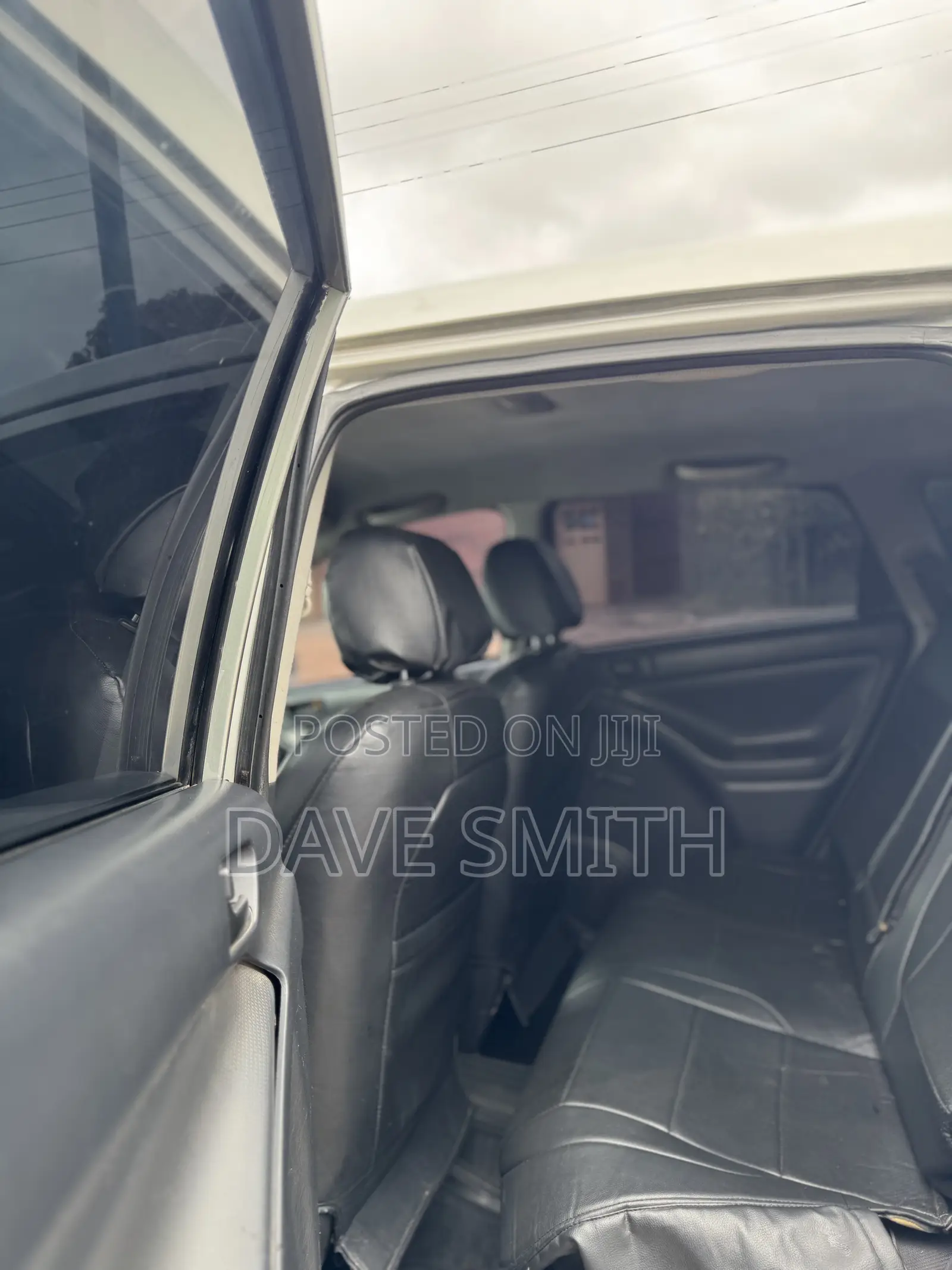 Toyota Matrix XR Hatchback FWD (1.8L 4cyl 4A) 2004 Silver