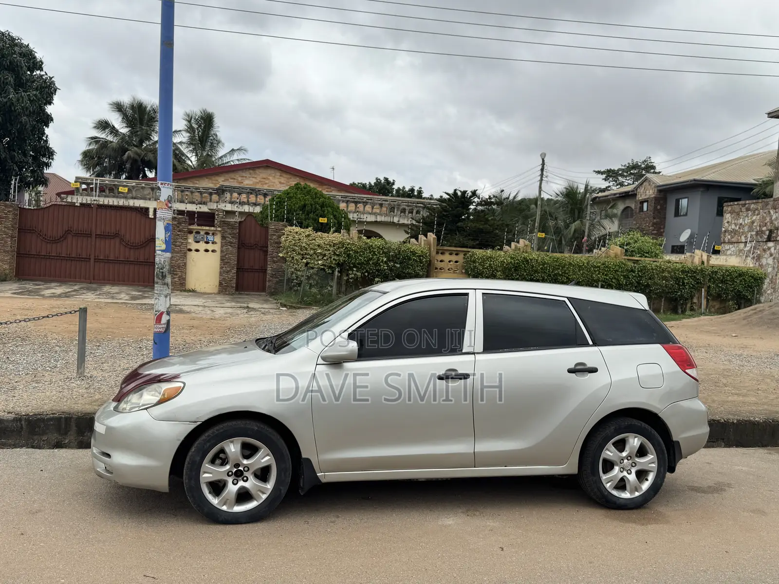 Toyota Matrix XR Hatchback FWD (1.8L 4cyl 4A) 2004 Silver