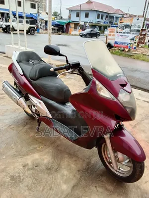 Honda Gold Wing 2008 Red