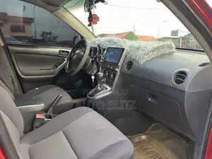 Pontiac Vibe 2005 Red