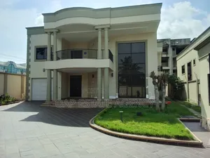 4bdrm House in Dzorwulu for rent