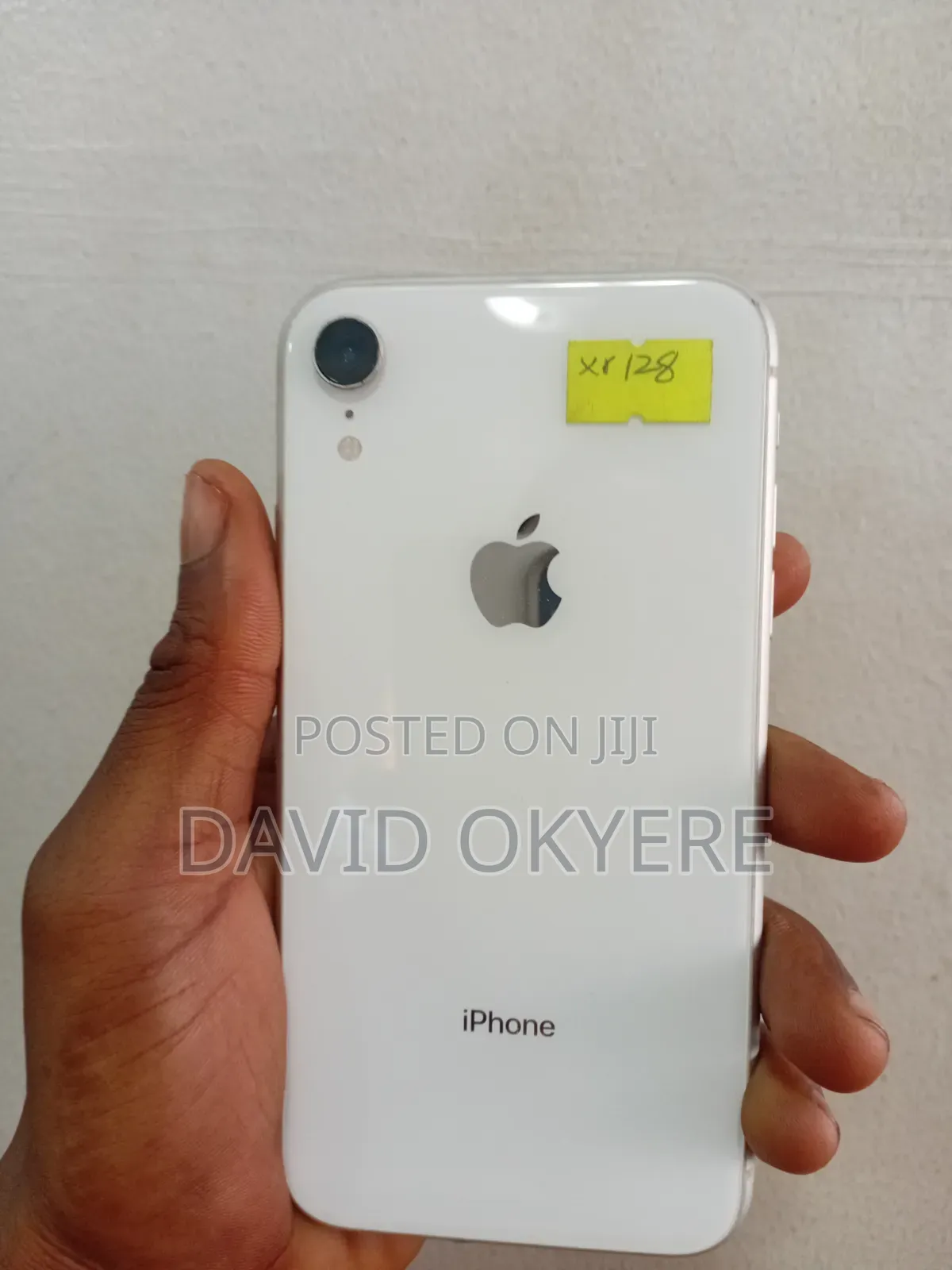 Apple iPhone XR 128 GB White