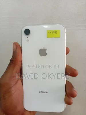 Apple iPhone XR 128 GB White