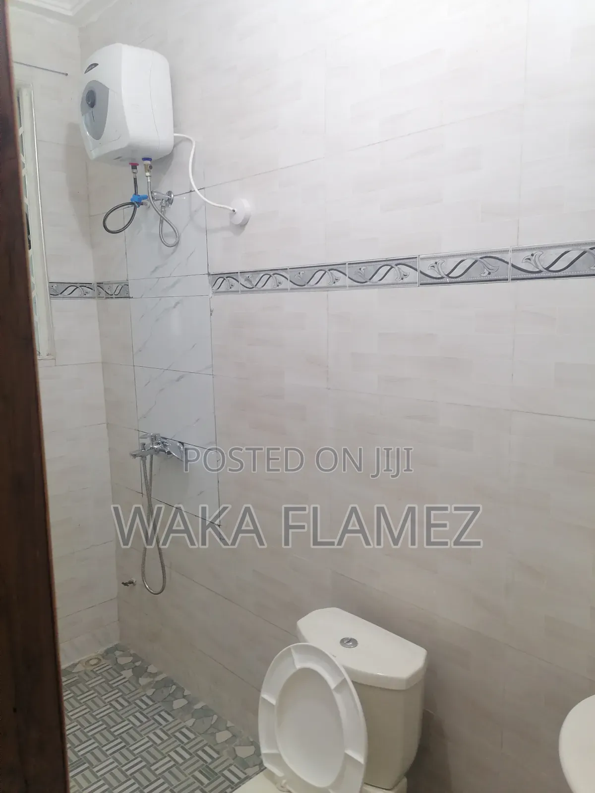 6bdrm Duplex in Franco Estate, Pokuase for rent