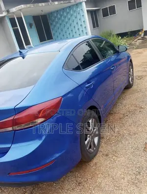 Hyundai Elantra 2017 Blue