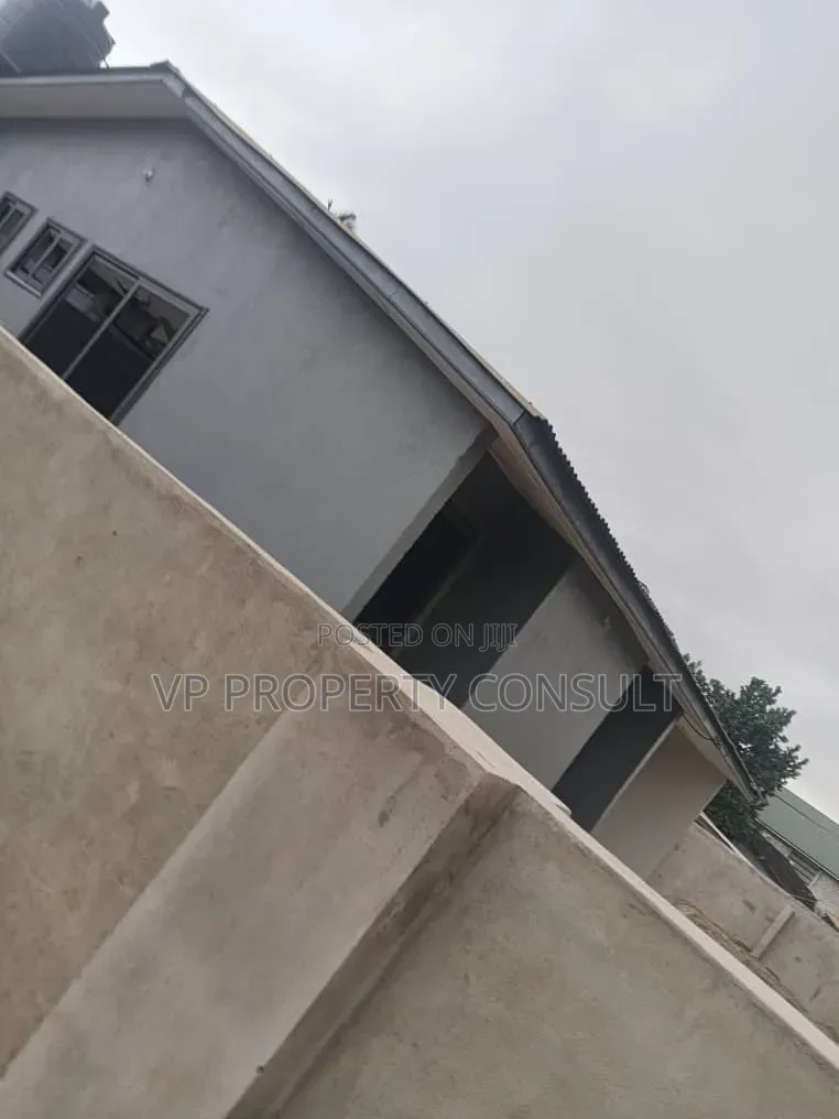 2bdrm House in Danfa for rent