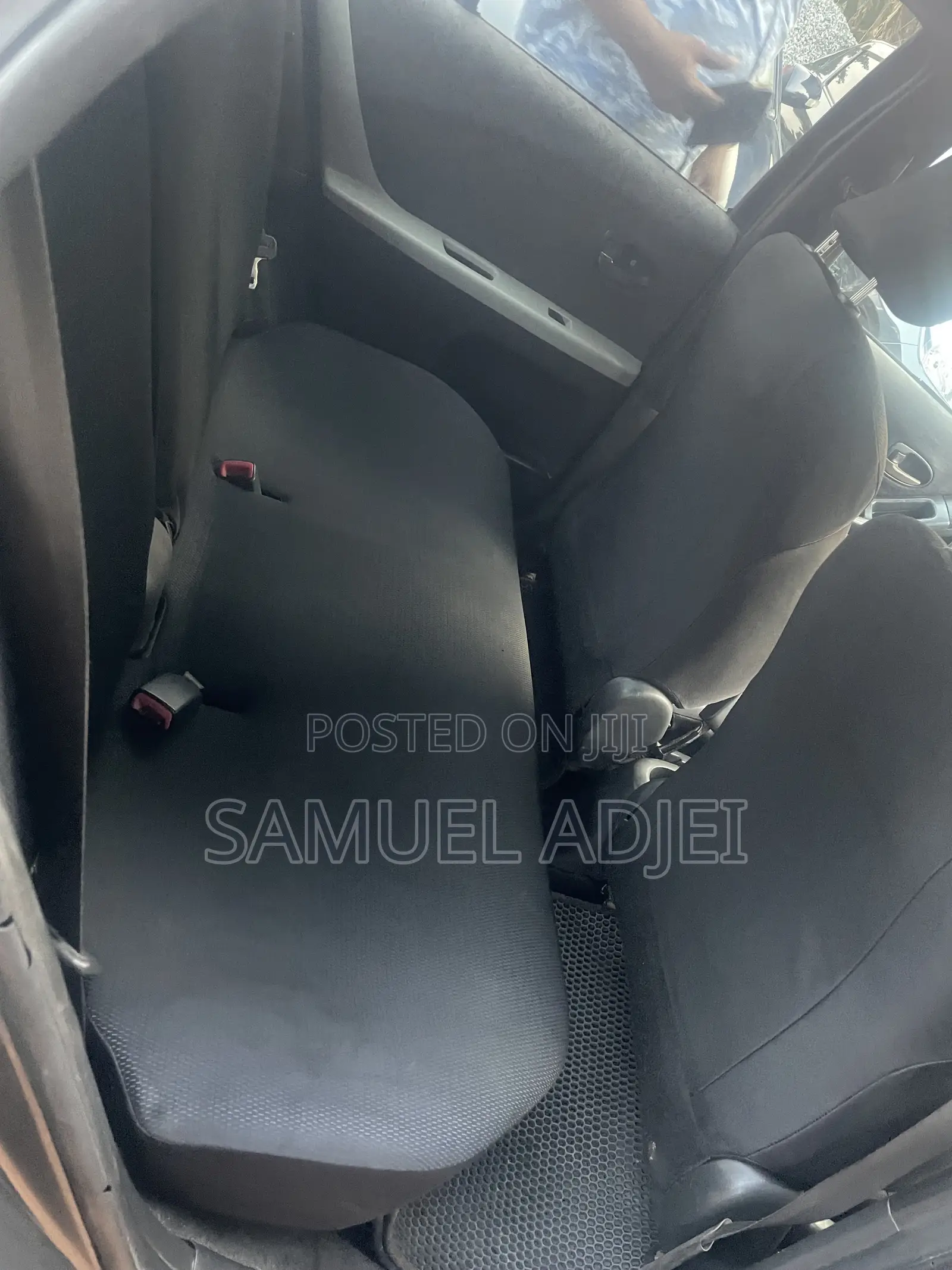 Toyota Vitz 2010 Black