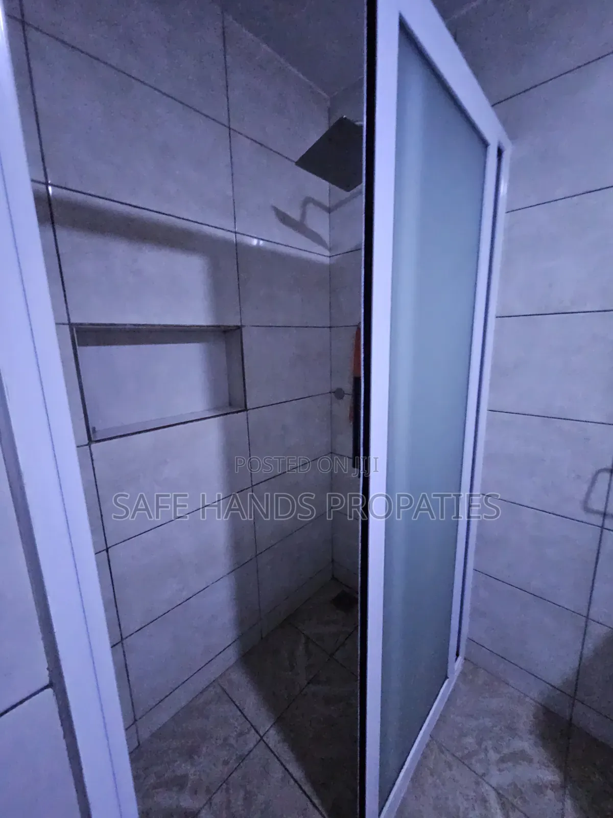 Furnished 4bdrm Mansion in Accra Metropolitan for rent