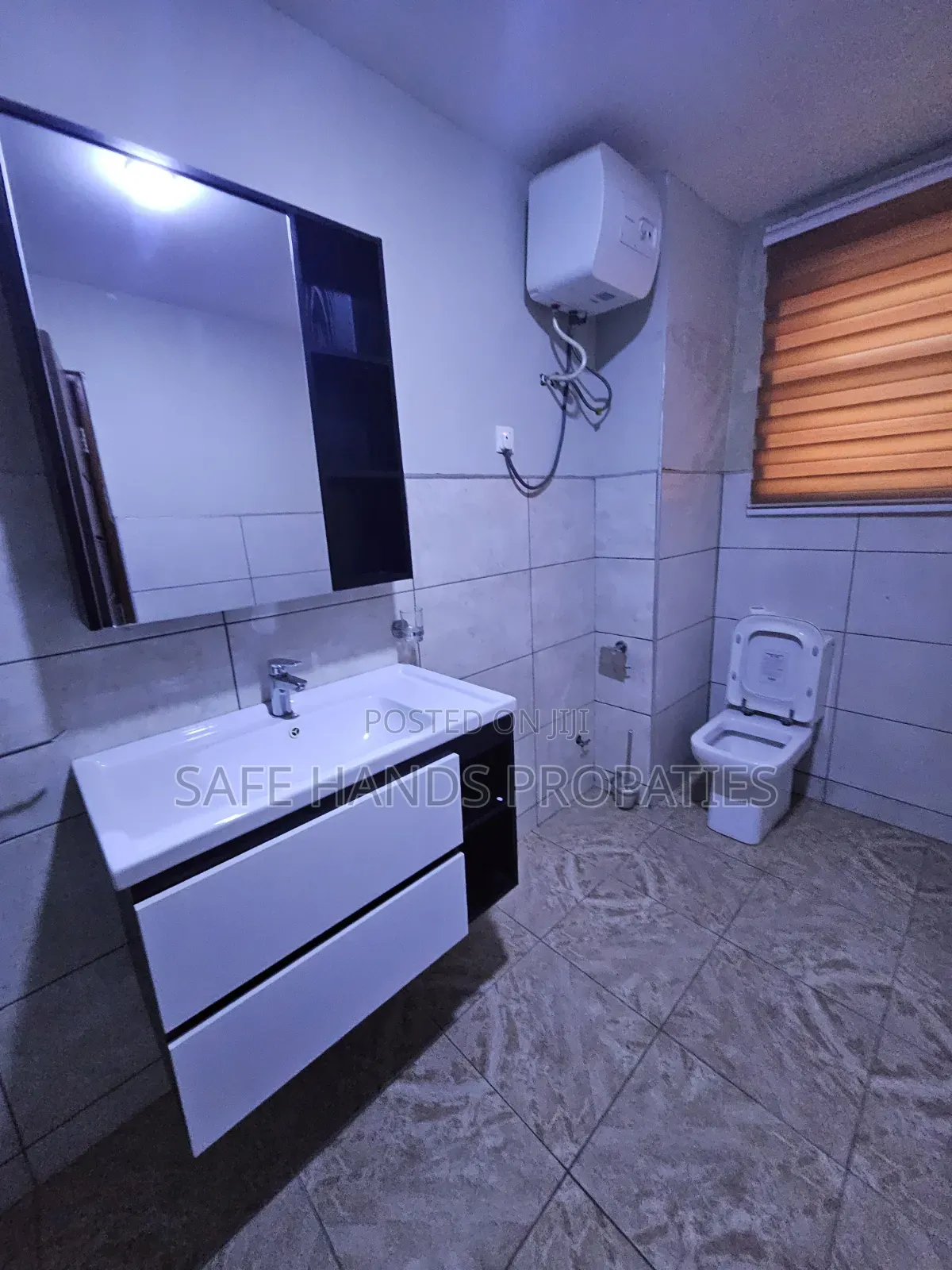 Furnished 4bdrm Mansion in Accra Metropolitan for rent