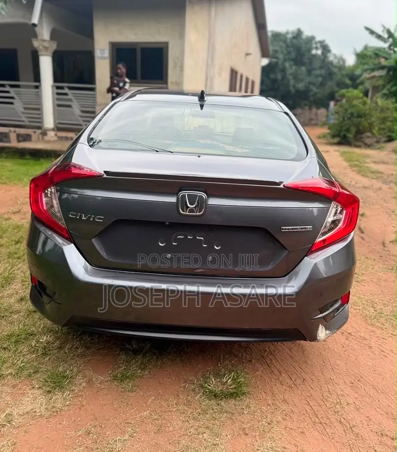 Honda Civic Touring Coupe 2018