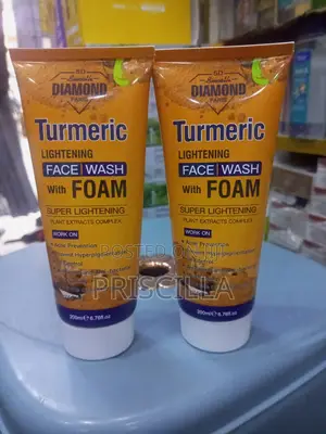 Smooth Diamond Turmeric Face Wash