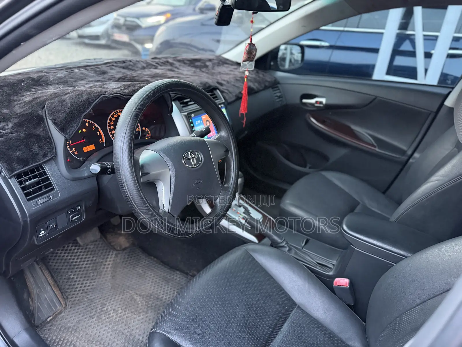 Toyota Corolla LE Special Edition 4dr Sedan (1.8L 4cyl 4A) 2013 Gray