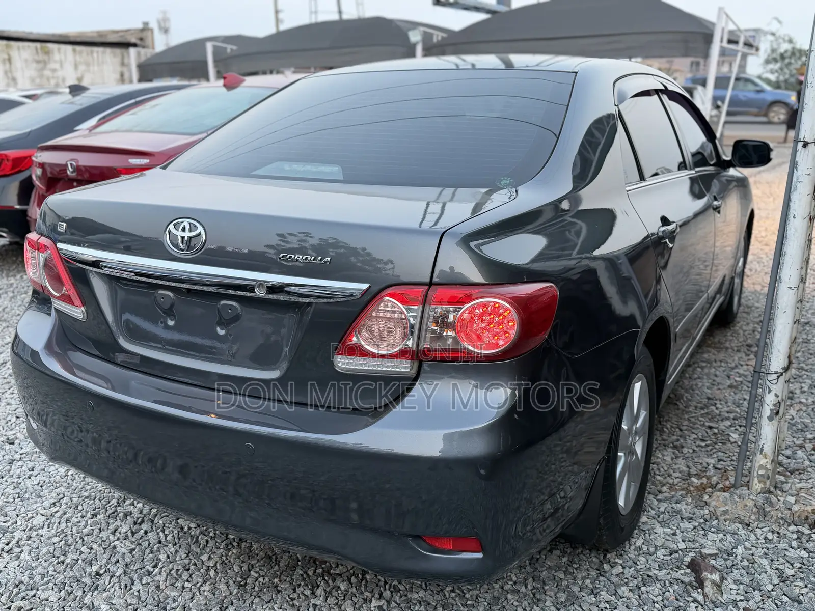 Toyota Corolla LE Special Edition 4dr Sedan (1.8L 4cyl 4A) 2013 Gray
