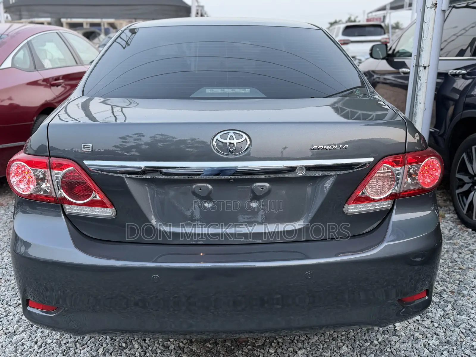 Toyota Corolla LE Special Edition 4dr Sedan (1.8L 4cyl 4A) 2013 Gray