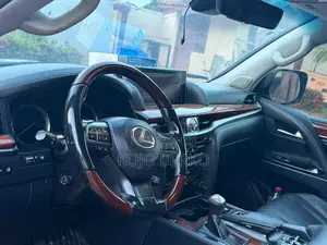 Lexus LX 570 AWD 2018 Gray