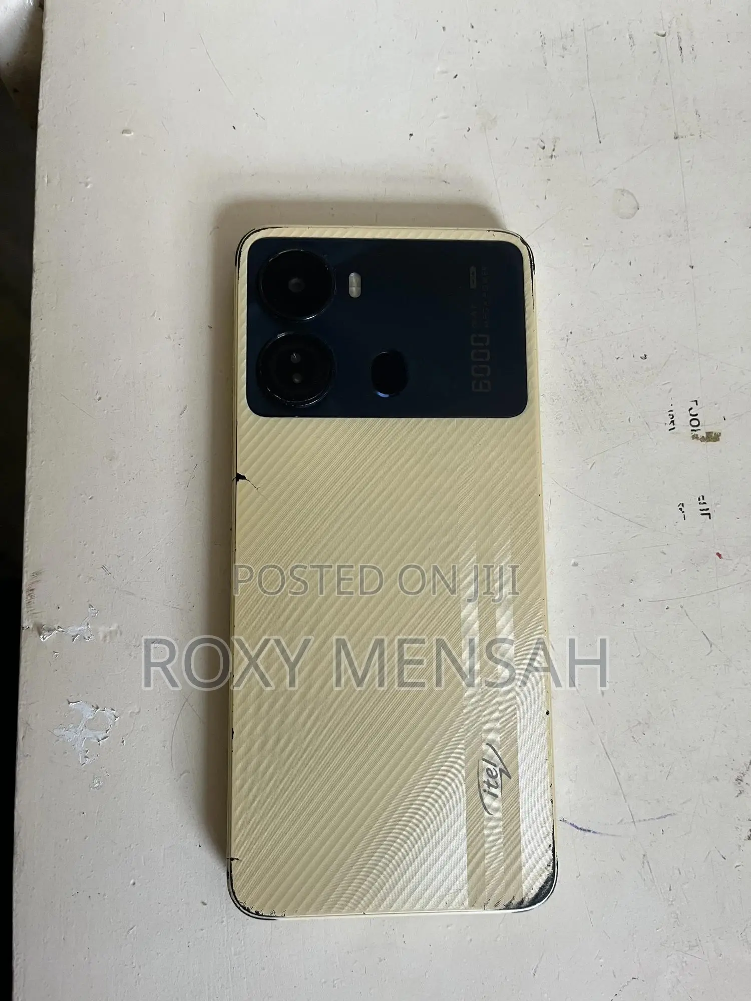 Itel P40 64 GB Gold