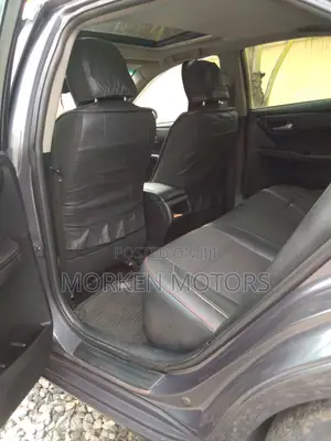 Toyota Camry XSE 4dr Sedan (2.5l 4cyl 6A) 2016 Gray