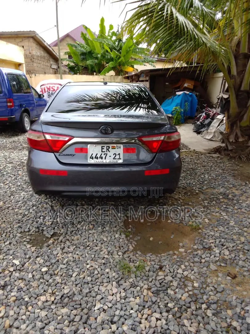 Toyota Camry XSE 4dr Sedan (2.5l 4cyl 6A) 2016 Gray