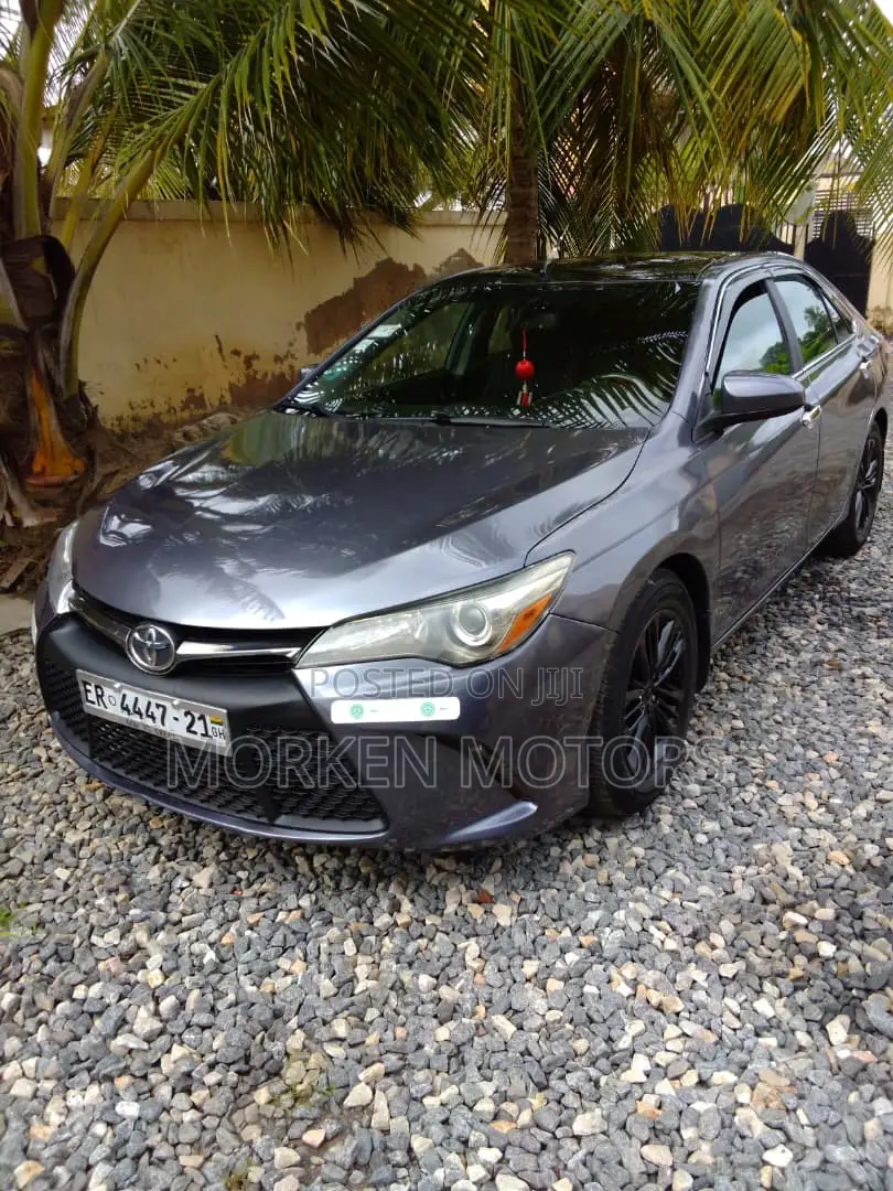 Toyota Camry XSE 4dr Sedan (2.5l 4cyl 6A) 2016 Gray