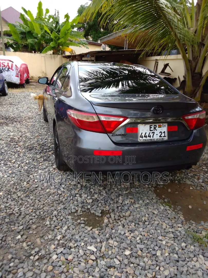 Toyota Camry XSE 4dr Sedan (2.5l 4cyl 6A) 2016 Gray