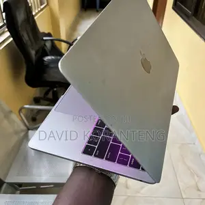 Laptop Apple MacBook Pro 2017 8GB Intel Core i7 SSD 256GB