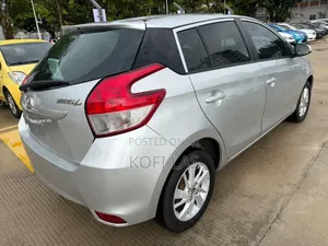 Toyota Yaris 2016 Silver