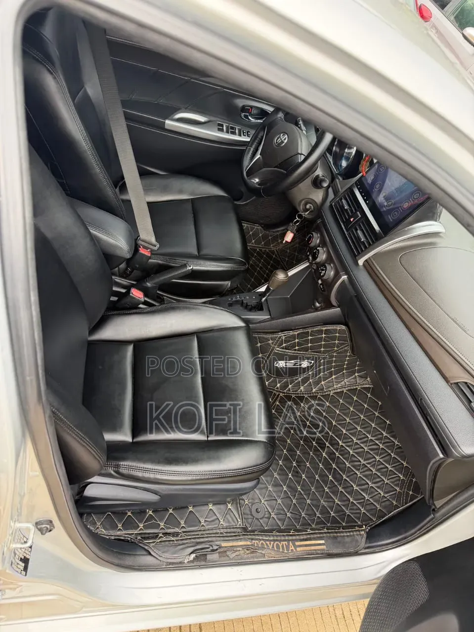 Toyota Yaris 2016 Silver
