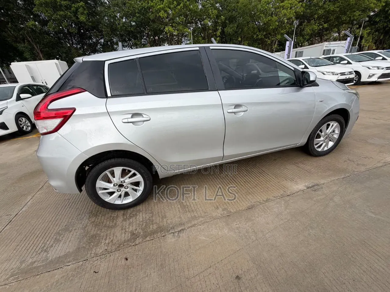 Toyota Yaris 2016 Silver