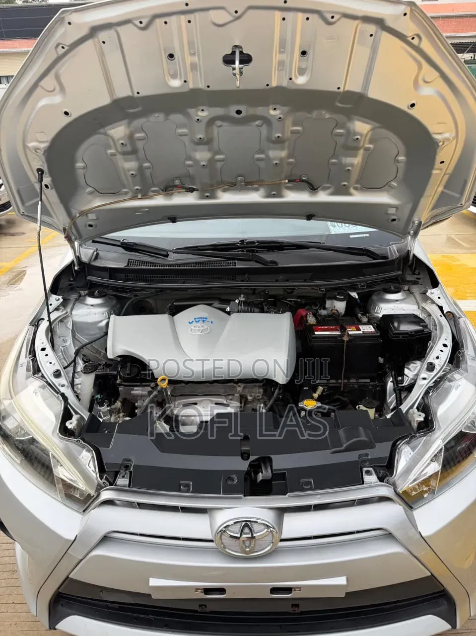 Toyota Yaris 2016 Silver