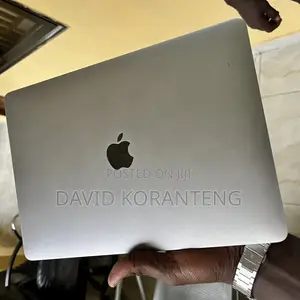 Laptop Apple MacBook Pro 2017 8GB Intel Core i7 SSD 256GB