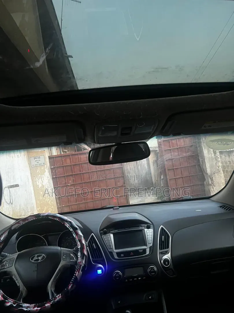 Hyundai Tucson 2013 Brown