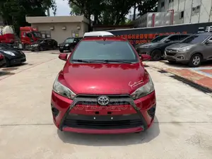 Toyota Yaris 2016 Red