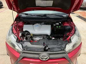 Toyota Yaris 2016 Red