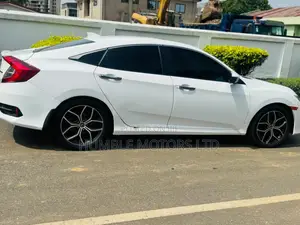 Honda Civic 2016 White