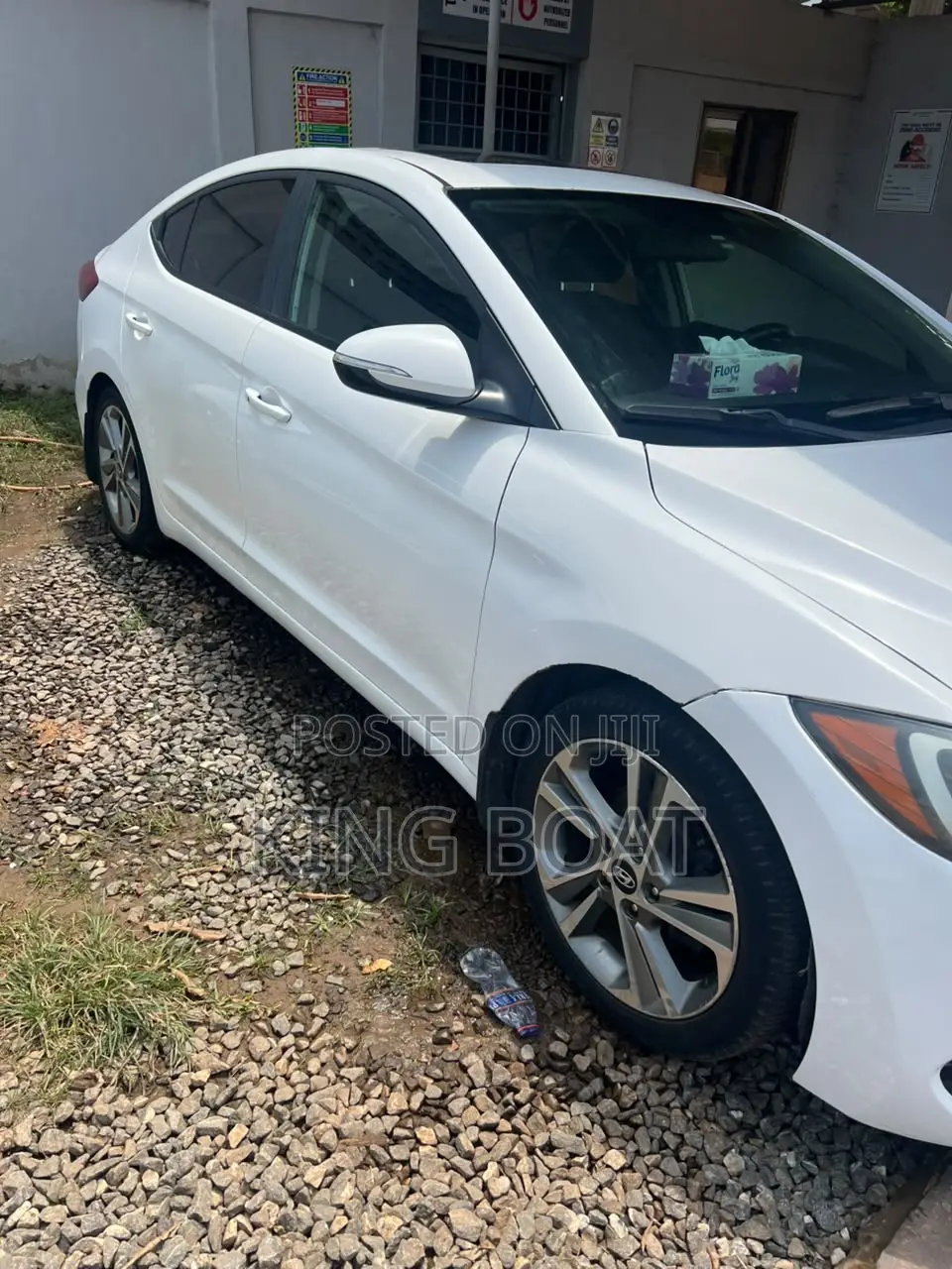 Hyundai Elantra 2017 White