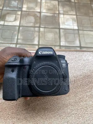 Canon 6D Mark 2